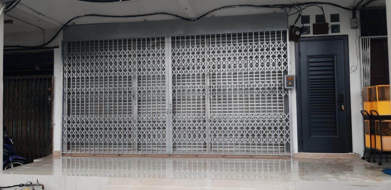 Steel Structure Work Johor Bahru Products Collapsible Grill Gate