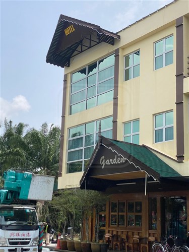 Extend awning Hotel Garden Pontian